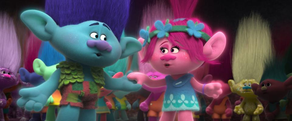 Branch (voiced by Justin Timberlake, left) sings "True Colors" to Poppy (Anna Kendrick) in "Trolls."
