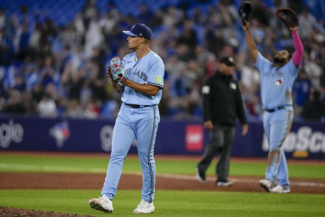 Danny Jansen homers and Kevin Gausman fans 7 as Blue Jays beat