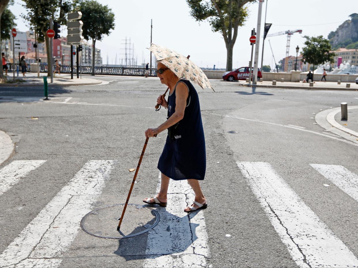 The elderly and those with heart conditions are more likely to die or have their problems exacerbated by the heat (AFP via Getty Images)