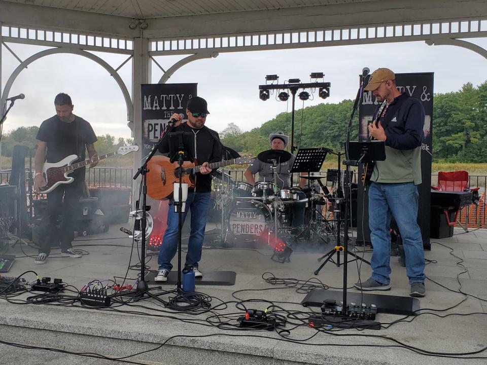 Matty and the Penders perform during Exeter's Powder Keg Beer and Chili Festival Saturday, Oct. 1, 2022.