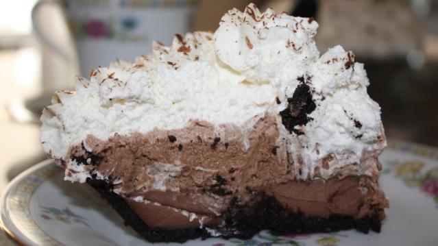 Costco Triple Chocolate Cream Pie Review, Ingredients, Price