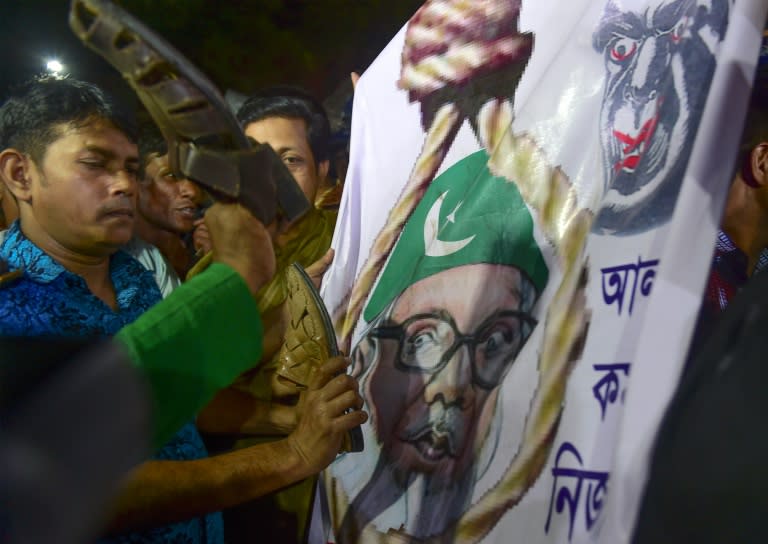 Bangladeshi activists gather outside Dhaka's Central Jail where Nizami was executed for war crimes, early on May 11, 2016