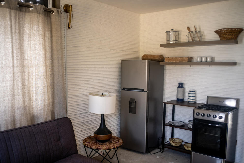 Una cocina en una casa impresa en 3D en Nacajuca, México, el 13 de septiembre de 2021. (Alejandro Cegarra/The New York Times)