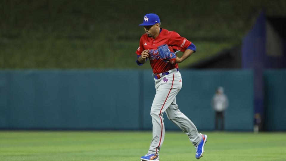 Mar 15, 2023; Miami, Florida, USA; Puerto Rico relief pitcher Edwin Diaz (39) enters the game against Dominican Republic in the ninth inning at LoanDepot Park