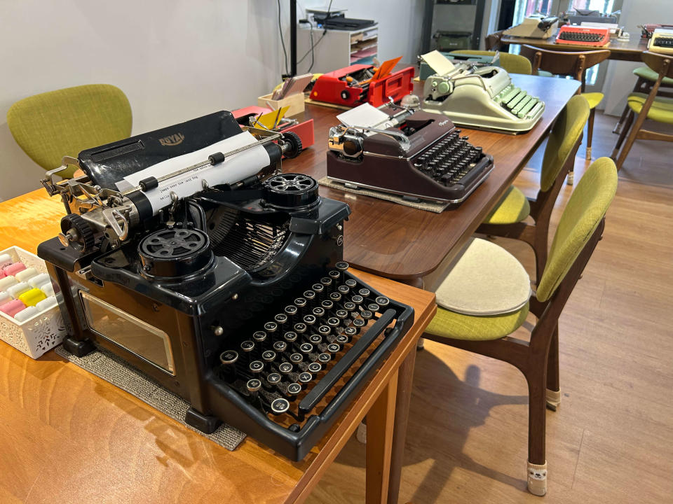 standard-typewriter