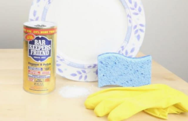 How to best remove scratches from your dishes