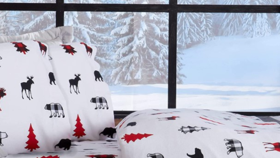 Nature themes adorn the wintry sheet design from Great Bay Home Store.