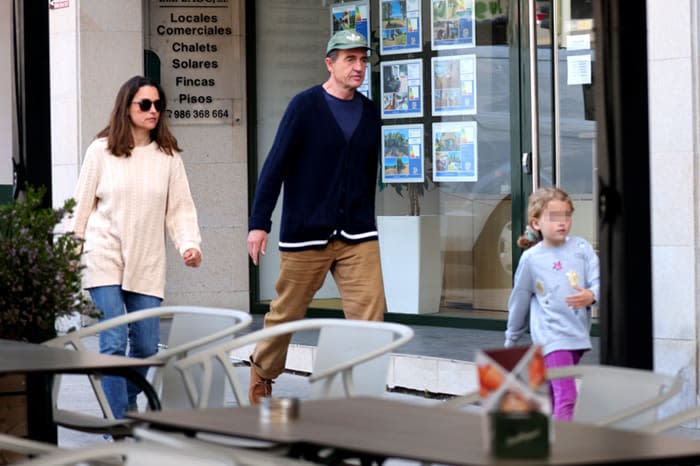 María Palacios y Alessandro Lequio con la pequeña