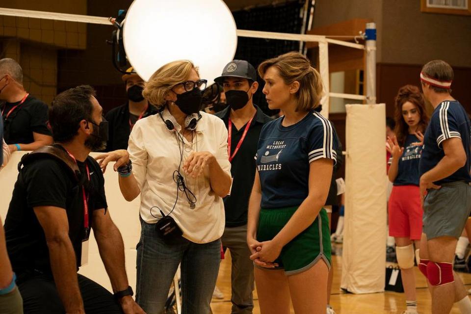 DGA president Lesli Linka Glatter, center, at work on the set of HBO’s “Love and Death.”