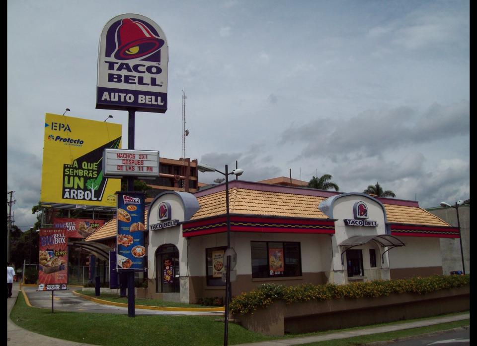 Taco Bell goes global. Although many of the company's international ventures have failed, Costa Rica offers a success story. I photographed this busy store near the national university in San José in 2008, but I'm afraid I can't recommend any good Mexican restaurants in Costa Rica.