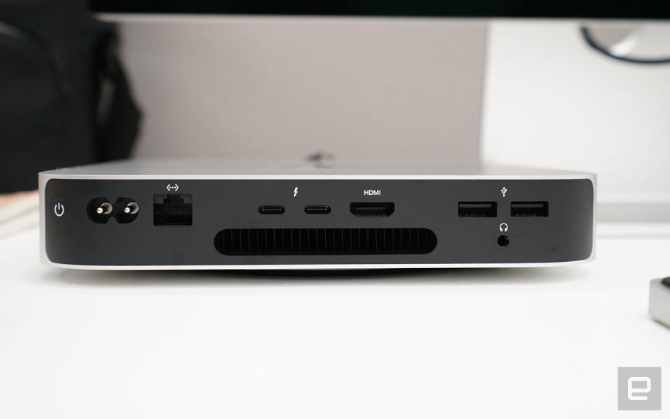 Apple Mac Mini (M2, 2023) &#x008a55;&#x006e2c;