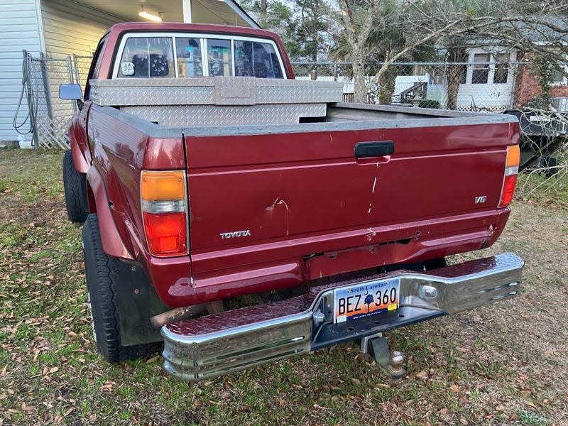 Photo: <a class="link " href="https://myrtlebeach.craigslist.org/cto/d/conway-1988-toyota-truck-v6-5spd/7737292267.html" rel="nofollow noopener" target="_blank" data-ylk="slk:Craigslist;elm:context_link;itc:0;sec:content-canvas">Craigslist</a>