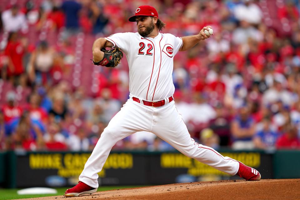 Could Wade Miley (here pitching for the Reds in 2021) be a candidate for a reunion with the team?