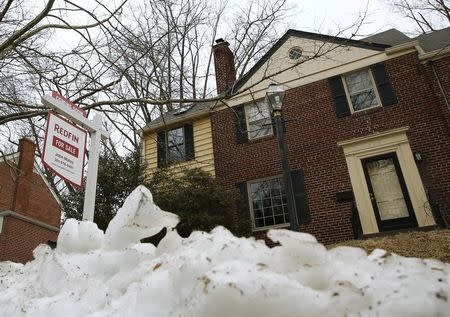 An existing home for sale is seen in Silver Spring, Maryland February 21, 2014. REUTERS/Gary Cameron