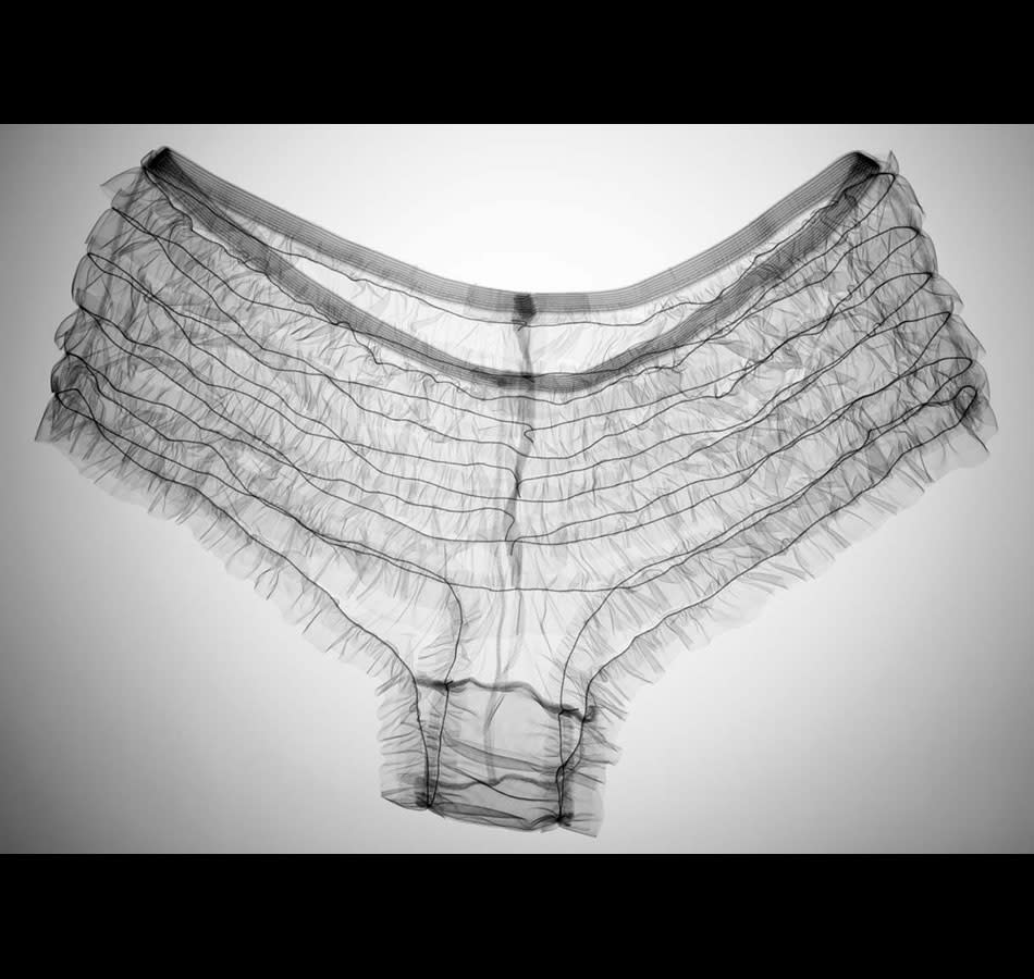 Fascinating X-ray photographs by Nick Veasey svkg 210612