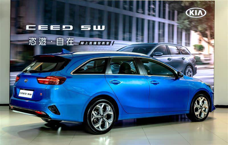 KIA Ceed Sportswagon具備下收的車頂曲線，刻畫出歐風運動跑旅車的氣息。（圖／KIA提供）