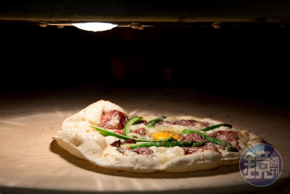 這道披薩是Antonio Tommasi主廚特地為台灣饕客設計的。