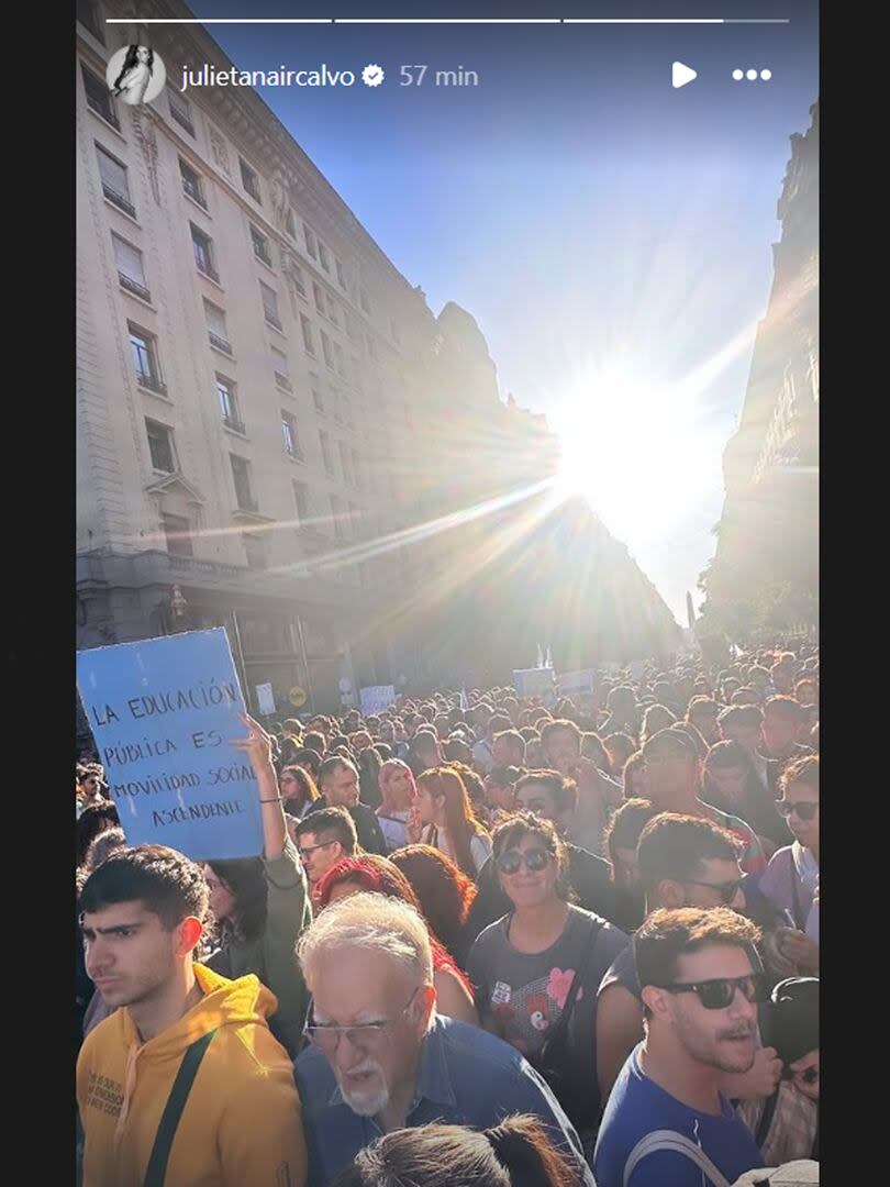 El posteo de Julieta Nair Calvo desde la marcha