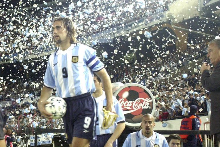 Como jugador, Batistuta fue el máximo goleador histórico de la selección argentina durante 14 años, hasta ser superado por Lionel Messi en 2016