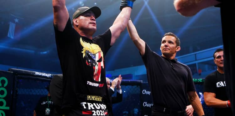 Tito Ortiz wins Combate Americas debut - Donald Trump skull shirt