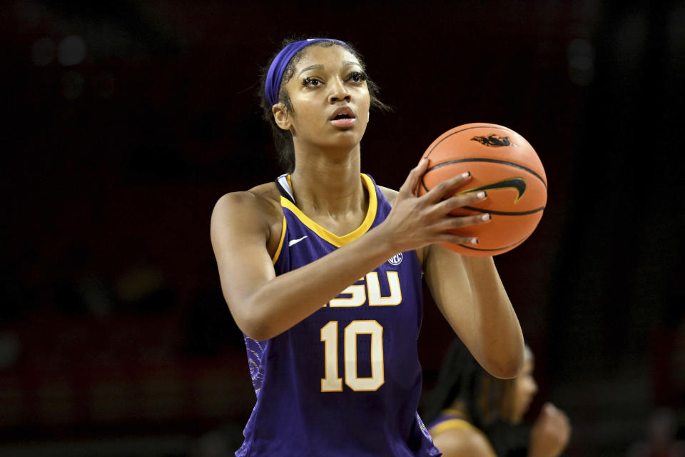 LSU forward Angel Reese is the first women&#39;s college basketball player in Division I this season to have at least 20 points and 20 rebounds in a single game. (AP Photo/Michael Woods)