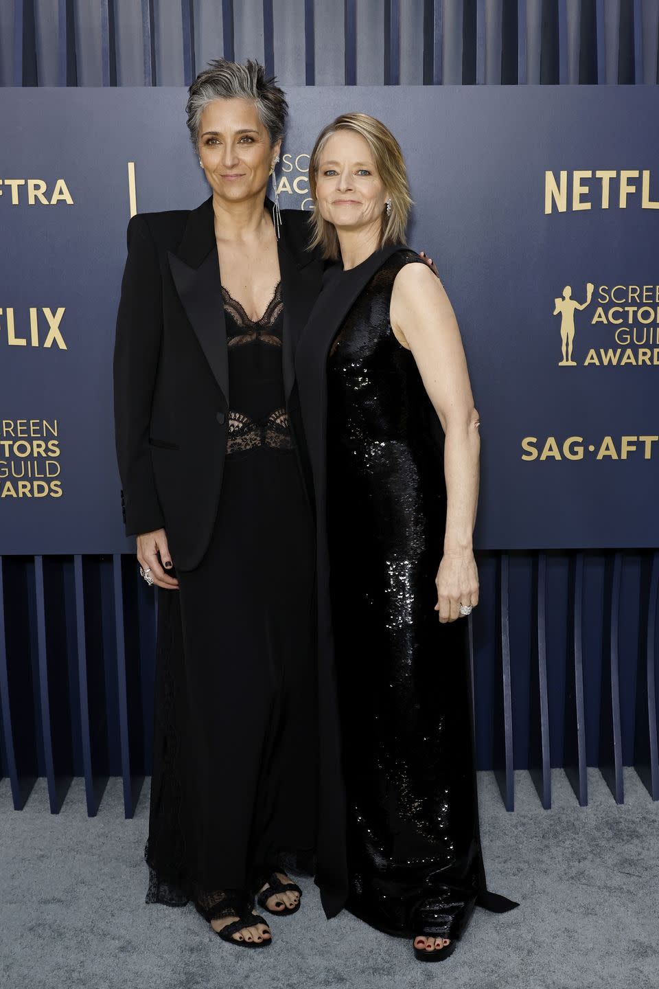 los angeles, california february 24 l r alexandra hedison and jodie foster attend the 30th annual screen actors guild awards at shrine auditorium and expo hall on february 24, 2024 in los angeles, california photo by frazer harrisongetty images
