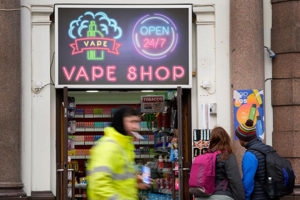 Vape shop in London (AP)