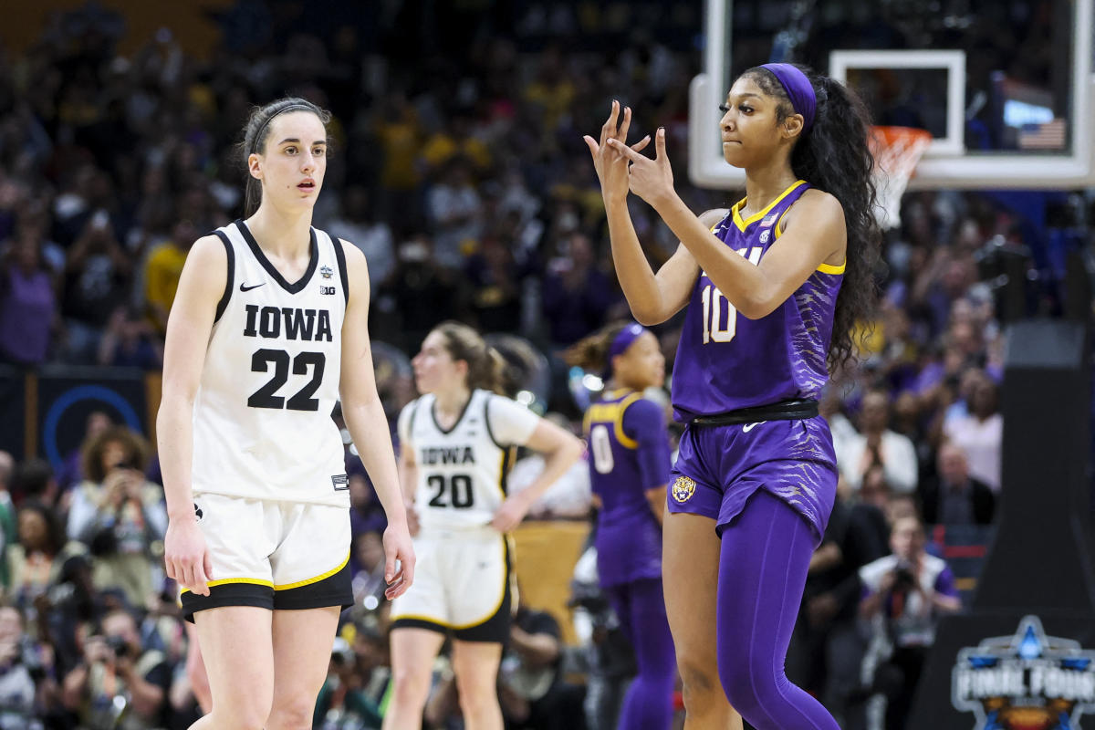 Angel Reese mimics Caitlin Clark taunt at end of LSU title game