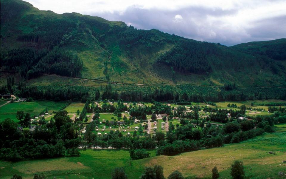 The lush green surrounds of Glen Nevis