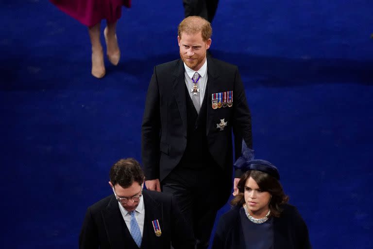 El príncipe Harry, duque de Sussex de Gran Bretaña, llega a la Abadía de Westminster en el centro de Londres el 6 de mayo de 2023, antes de las coronaciones del rey Carlos III de Gran Bretaña y de Camilla, reina consorte de Gran Bretaña