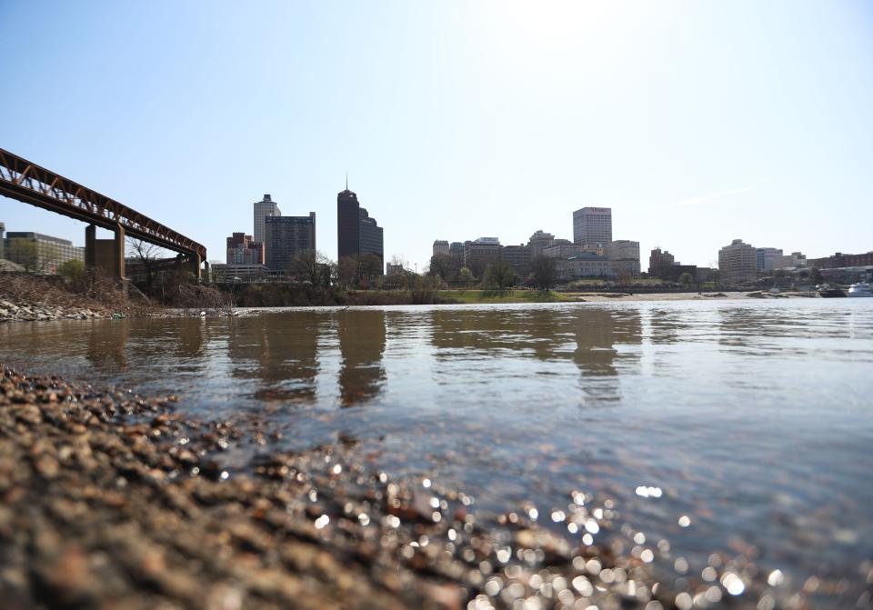 The Mississippi RIver in down town Memphis