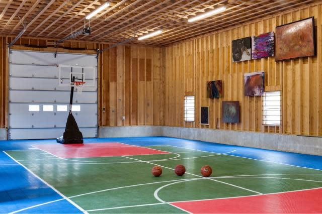 <p>An indoor basketball court. (Keller Williams Capital Realty) </p>