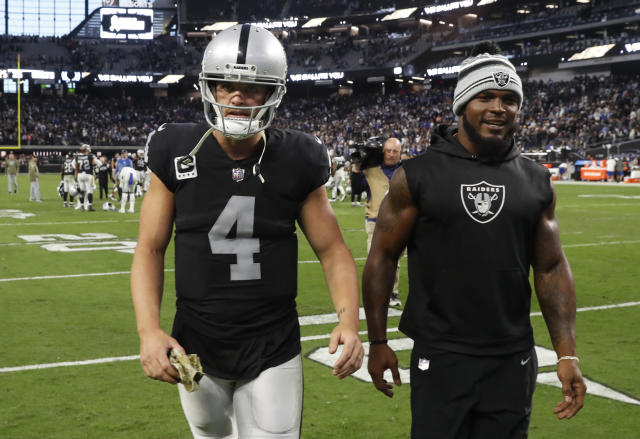 Darren Waller of the Las Vegas Raiders wears a shirt in honor of News  Photo - Getty Images