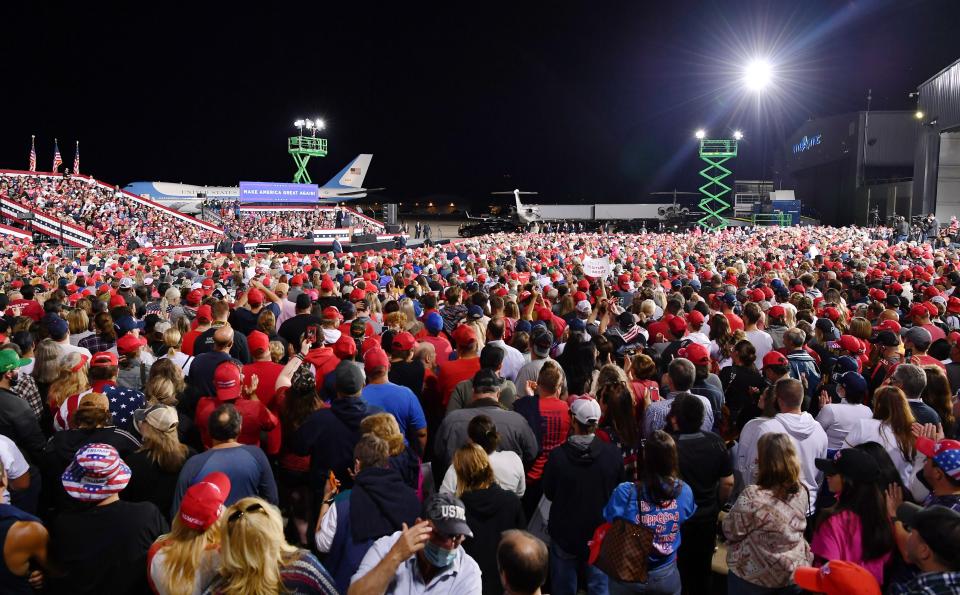 President Donald Trump speaks during a campaign rally at Pittsburgh International Airport in Moon Township, Pennsylvania, on Sept. 22. (Photo: MANDEL NGAN via Getty Images)