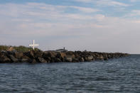 <p>A seawall erected to prevent erosion is seen along the east side of Tangier Island, Virginia, Aug. 2, 2017. (Photo: Adrees Latif/Reuters) </p>