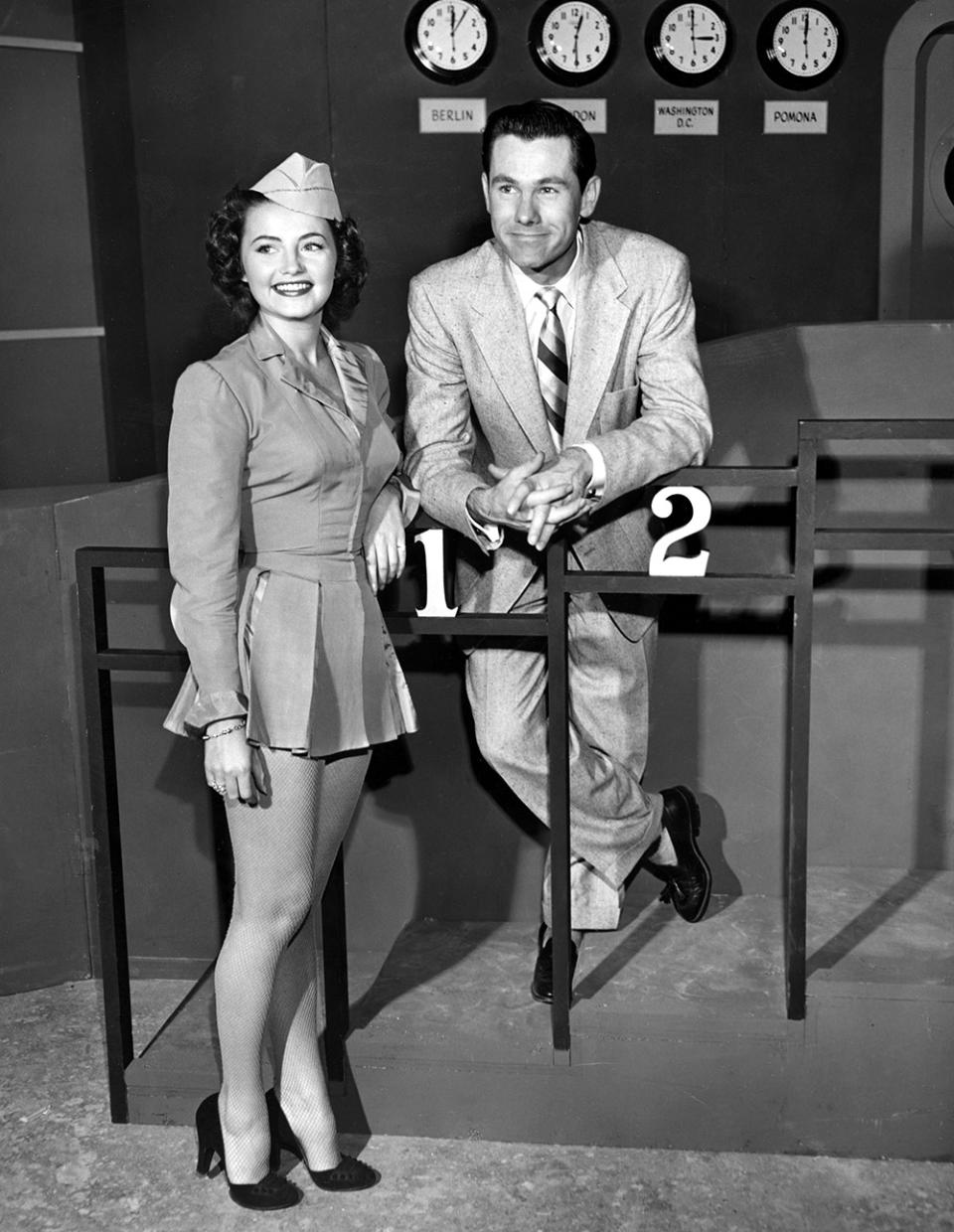 EARN YOUR VACATION, Johnny Carson and assistant Jackie Loughery, 05-13-1954.