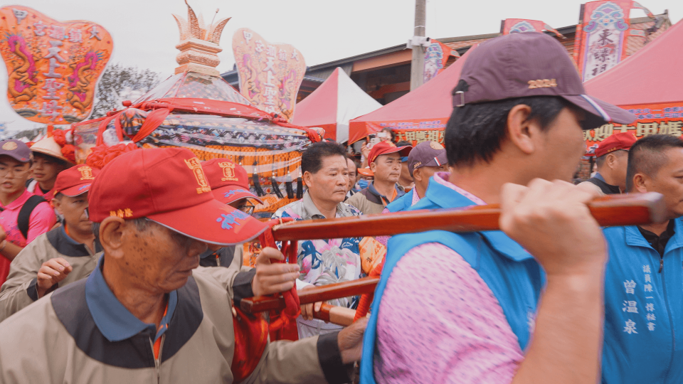 鎮瀾宮副董事長鄭銘坤表示，今年大甲媽祖遶境跟隨信徒可望破百萬人。（鏡新聞）