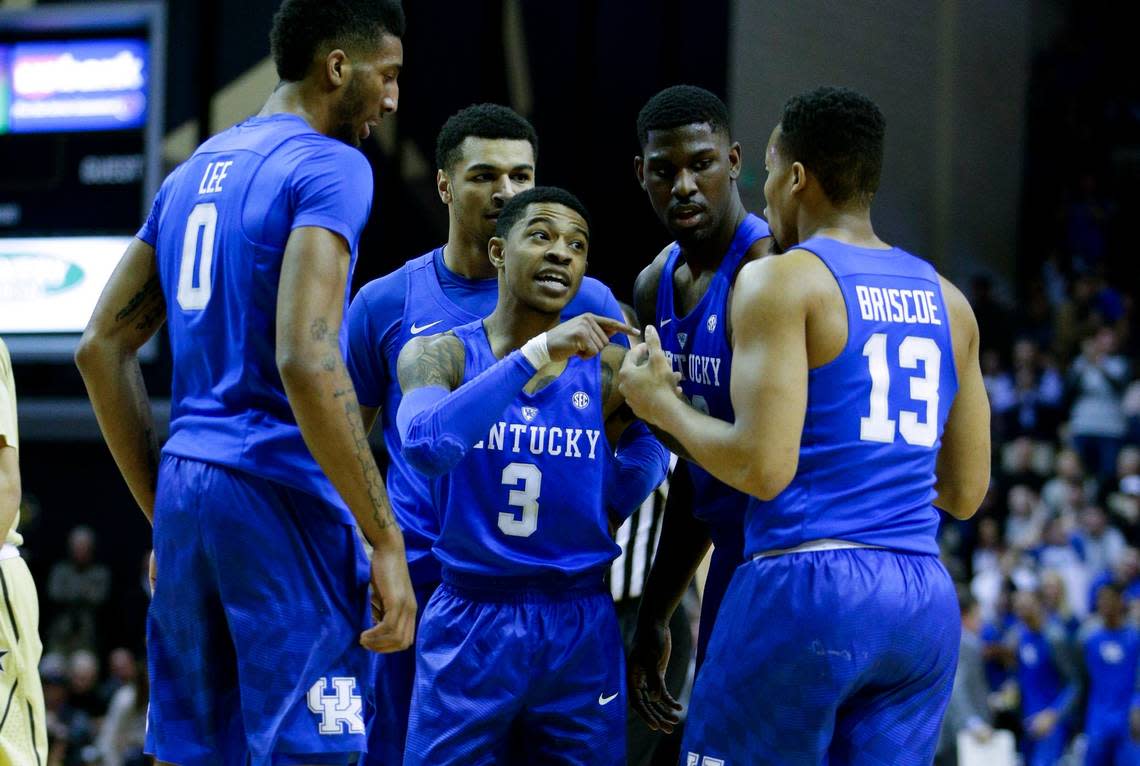 Kentucky guard Tyler Ulis takes control of the huddle as UK played Vanderbilt during the 2015-16 season. Ulis had a school-record 246 assists that season.