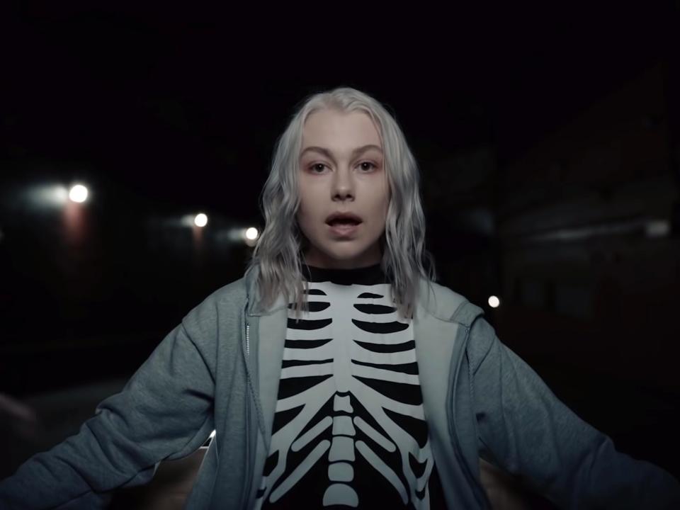 phoebe bridgers i know the end