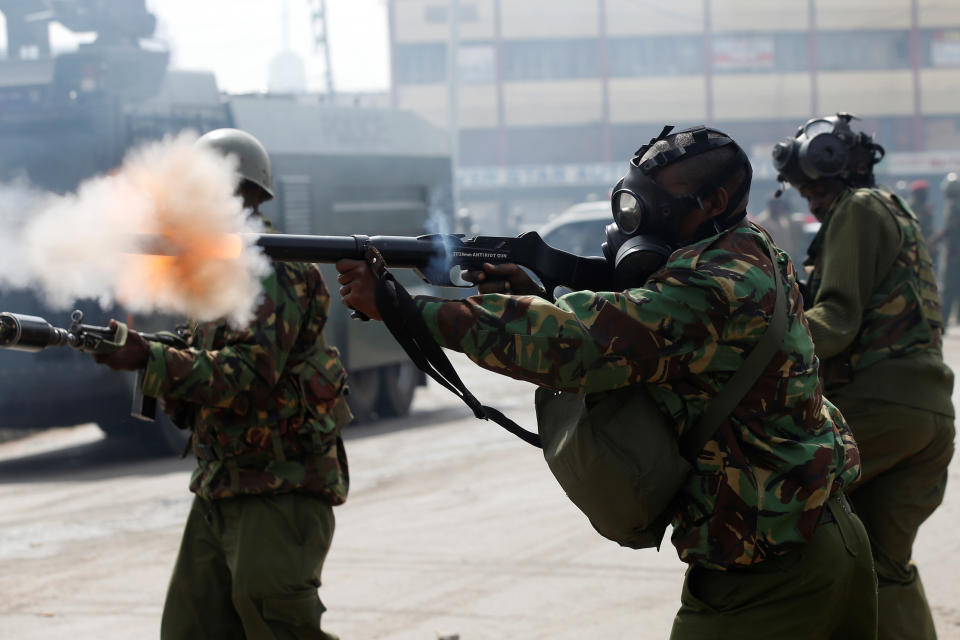 <p>Anti-riot police fire tear gas to disperse supporters of Kenyan opposition National Super Alliance (NASA) coalition in Nairobi, Kenya, Nov. 17, 2017. (Photo: Baz Ratner/Reuters) </p>