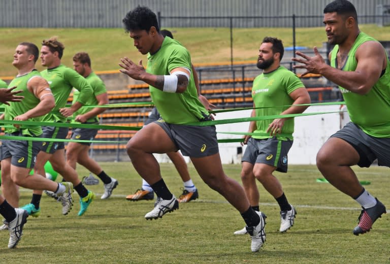 Australian Wallabies rugby players exercise during a training session in Sydney, on October 20, 2016