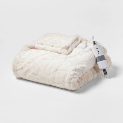 Faux Fur Electric Throw Blanket (Target / Target)