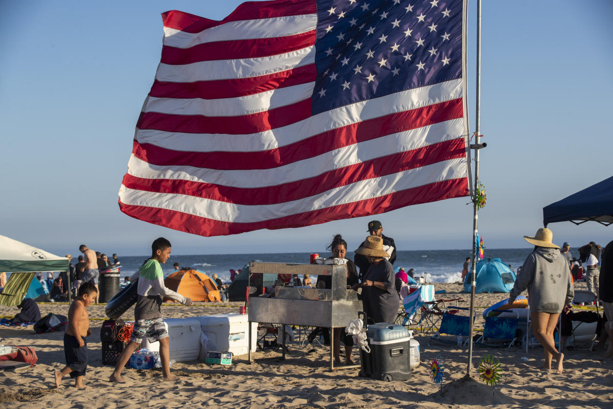 Fourth of July parties cost nearly 0 this year as consumers look for value for money