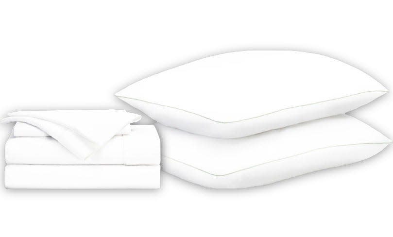 8) Pillows & Sheets Bundle