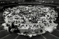 January 15,1989: The SkyDome sprouts booths as exhibitors get ready for today's opening of the Metro Home Show. (Photo by John Mahler/Toronto Star via Getty Images)