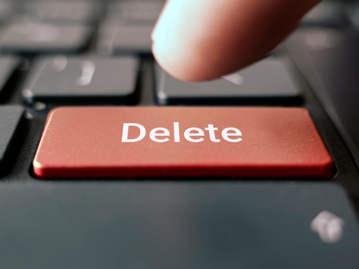 delete button