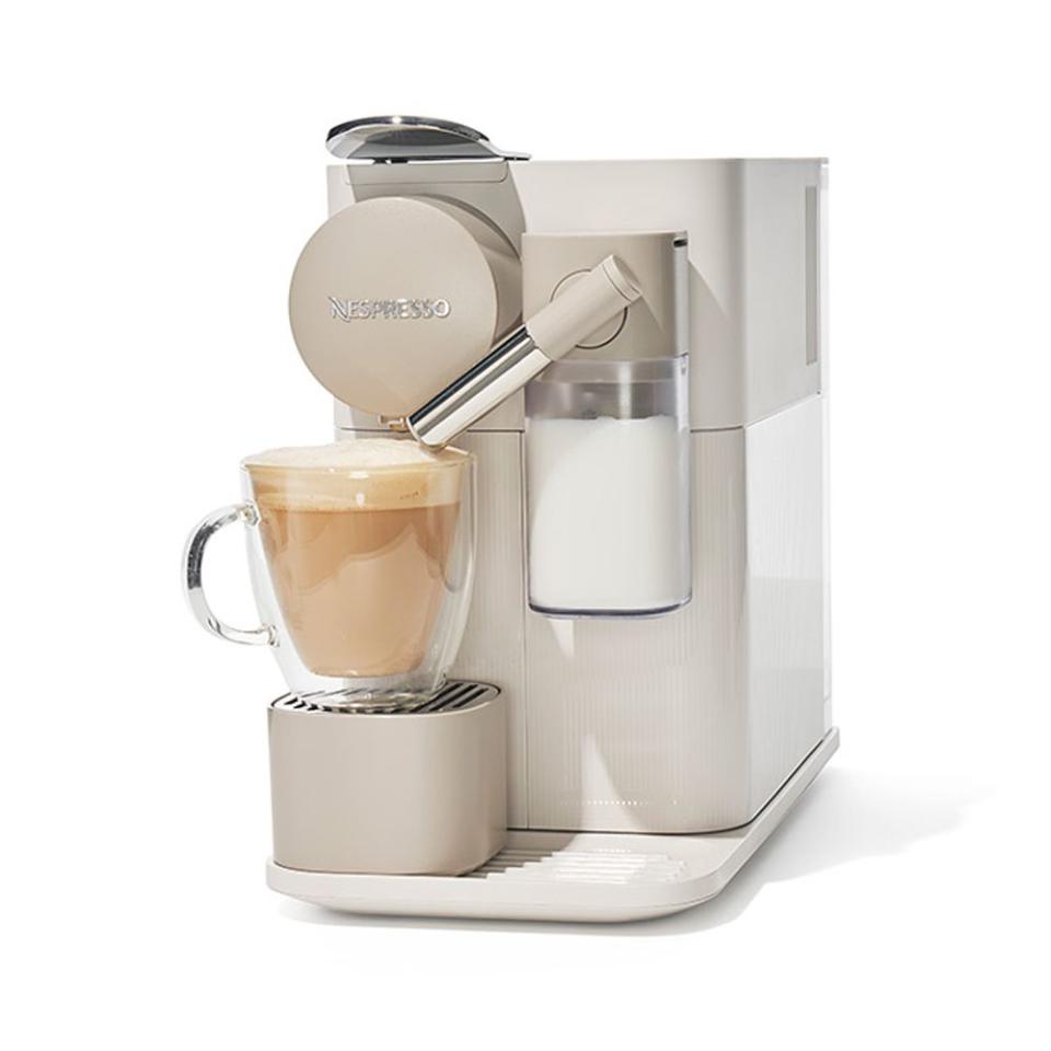 Nespresso Lattissima One by De'Longhi