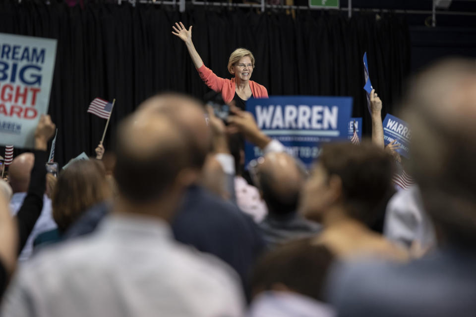 Democratic presidential candidate Sen. Elizabeth Warren, D-Mass., holds a town hall on the Florida International University campus on Tuesday, June 25, 2019, in Miami. (Jennifer King/Miami Herald via AP)