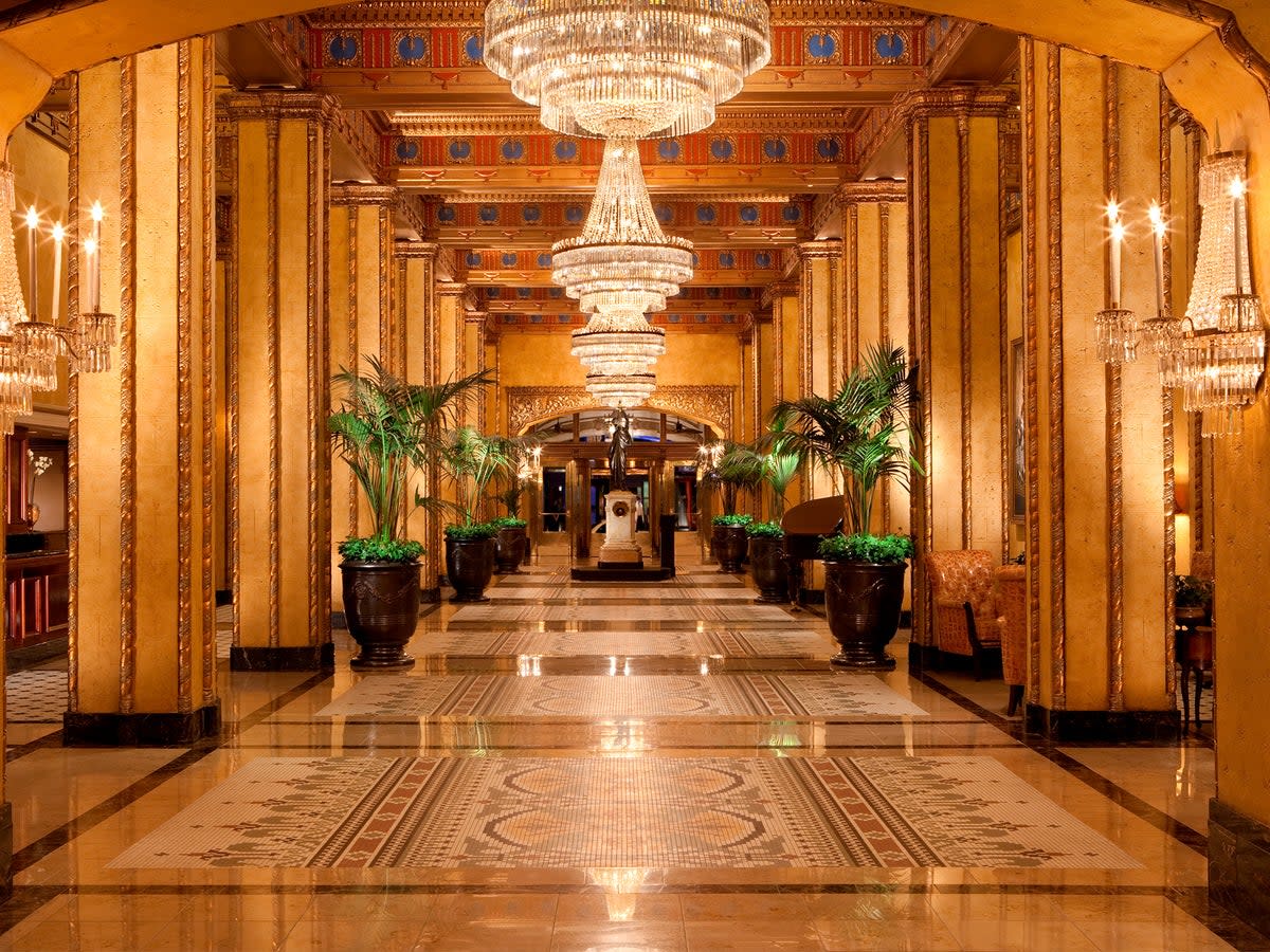  (The Roosevelt New Orleans, a Waldorf Astoria Hotel)