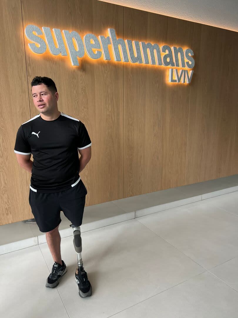 El ex suboficial colombiano, Gabriel Ramírez, que perdió la pierna izquierda en combate por el disparo de un tanque, cerca de Bakhmut, a solo tres meses de haber llegado a Ucrania para enrolarse en el Ejército.